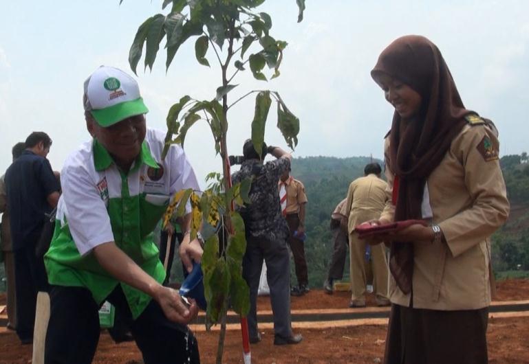 Gerakan Tanam Satu Miliar Pohon Sumbangan Indonesia Atasi Pemanasan Global